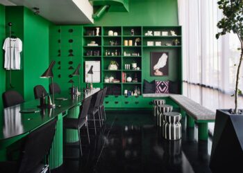 Nails & Beauty Magazine Hubs