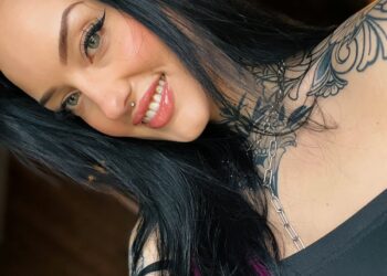 Nails & Beauty Magazine Hubs