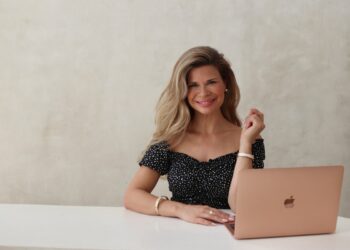 Nails & Beauty Magazine Hubs