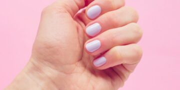 Dermatologists Say This Common Hair Growth Ingredient Can Also Help Nails Grow Really Fast 1 Nails & Beauty Magazine Hubs