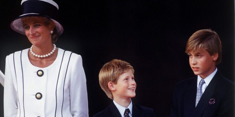 Nails & Beauty Magazine Hubs