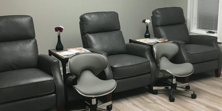 Discover Waterless Medi-Pedi & Nail Spa in Atlanta 14 Nails & Beauty Magazine Hubs