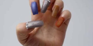 Manicure 2.0: Scientists Invent Eco-Friendly Nails That Change Color and Send Texts 1 Nails & Beauty Magazine Hubs