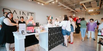 Explore Paint Nail Bar in Louisville, KY 1 Nails & Beauty Magazine Hubs