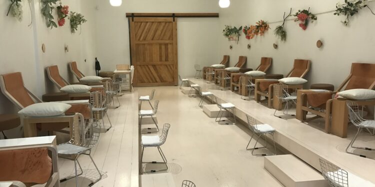 Nails & Beauty Magazine Hubs