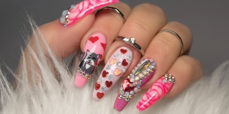 6 Romantic Valentine’s Day Nail Art Designs 14 Nails & Beauty Magazine Hubs