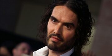 Russell Brand Denies Assault Charges in Court 1 Nails & Beauty Magazine Hubs