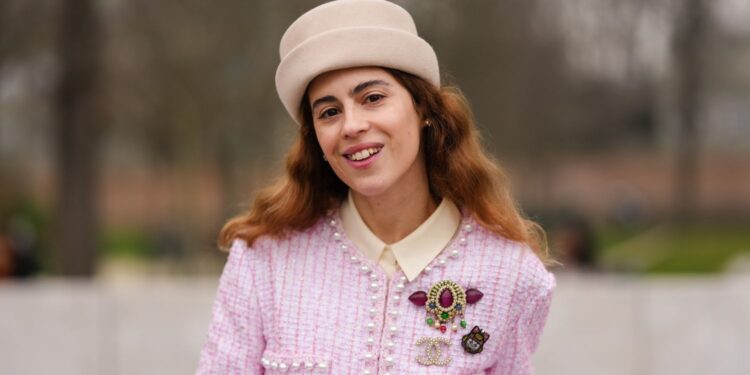 8 Stylish Ways to Wear a Brooch in 2025 14 Nails & Beauty Magazine Hubs