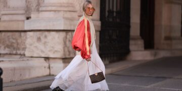 10 White Skirt Outfits: The Ultimate Spring Staple 1 Nails & Beauty Magazine Hubs