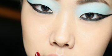 Zoya's Stunning Nail Art at NYFW 21 Nails & Beauty Magazine Hubs