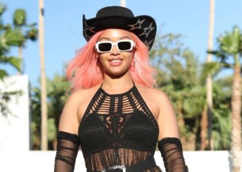 25 Stylish Music Festival Outfits to Rock