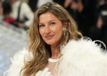 Nails & Beauty Magazine Hubs